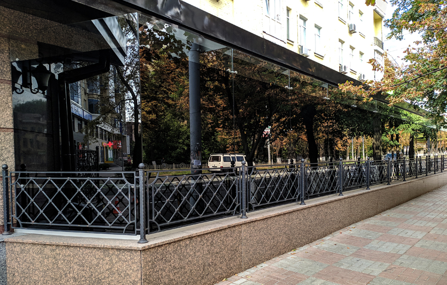професійна оклейка тонуючою плівкою